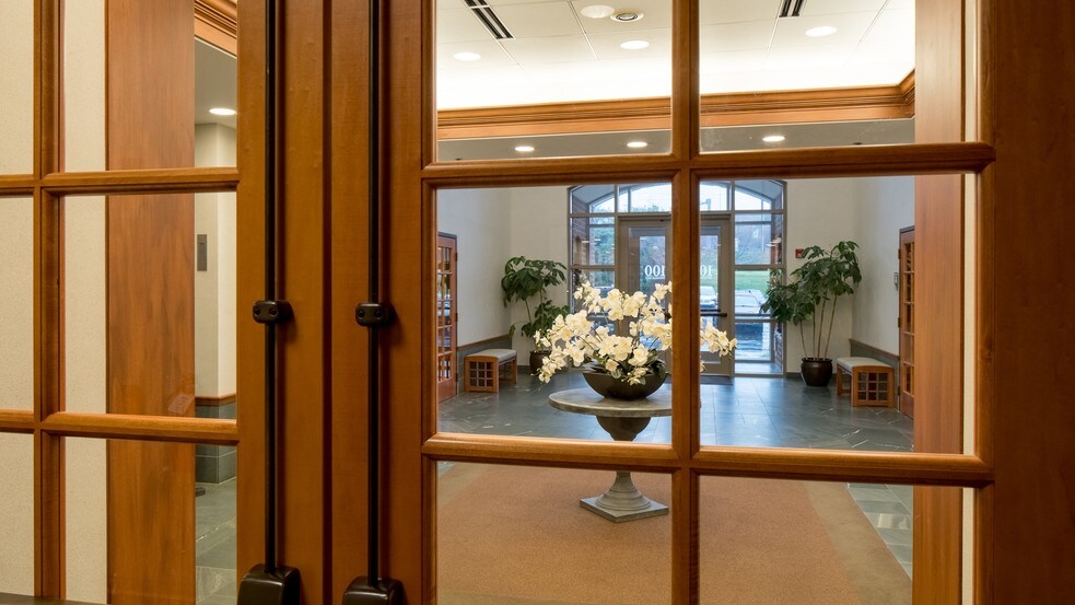 More Photos Of 100 Springhouse Dr, Collegeville Office For Lease