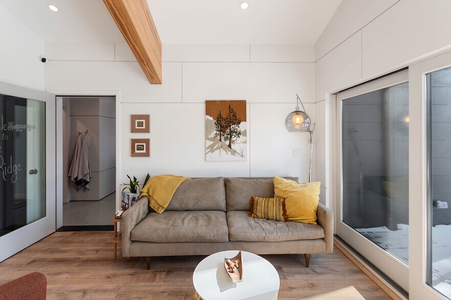 More Photos Of 7103 Lake View Rdg, Lake Ann Hospitality For Sale