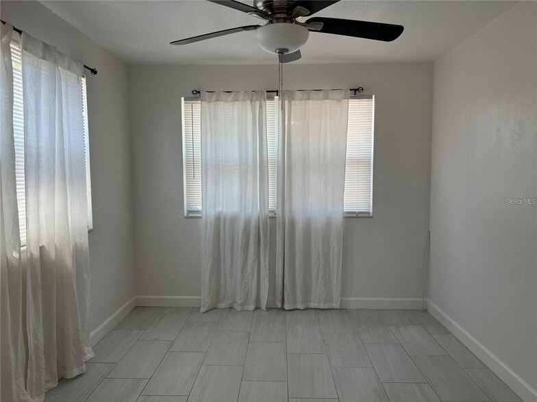 More Photos Of 1668 28th Ave N, Saint Petersburg Multifamily For Sale