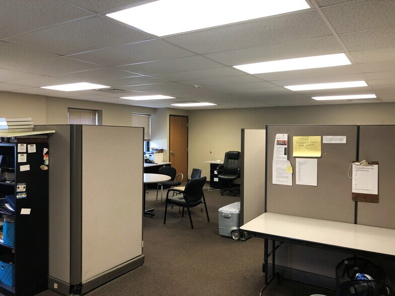 More Photos Of 400 Regis Ave, Pittsburgh Office For Lease