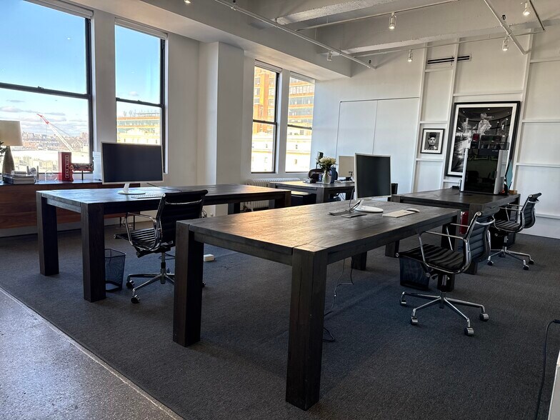 Primary Photo Of 210 Eleventh Ave, New York Office For Lease