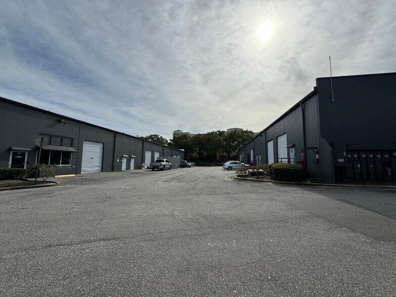 More Photos Of 277 Douglas Ave, Altamonte Springs Unknown For Lease