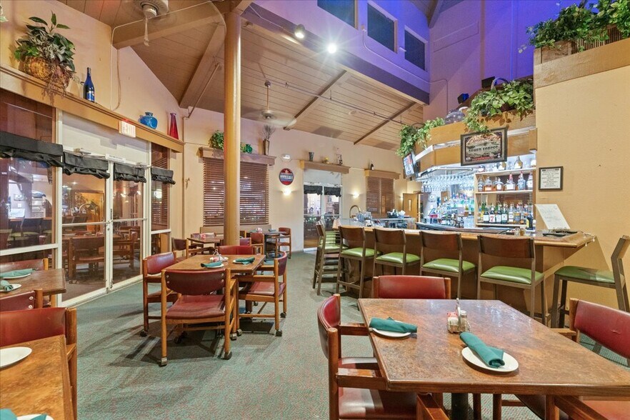 More Photos Of 12555 W Bell Rd, Surprise Restaurant For Sale