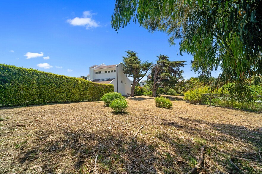 More Photos Of 31826 Broad Beach Road rd, Malibu Land For Sale