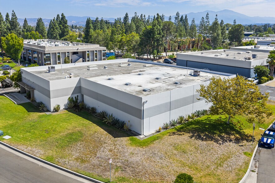 More Photos Of 23282 Peralta Dr, Laguna Hills Warehouse For Sale