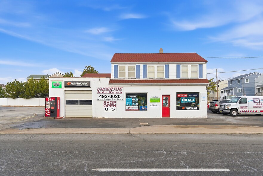 Primary Photo Of 12000 Long Beach Blvd, Long Beach Township Auto Repair For Sale