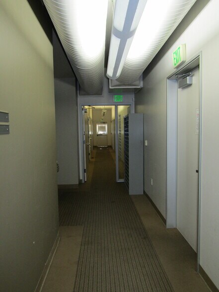 More Photos Of 1600 Norris Rd, Bakersfield Office For Sale