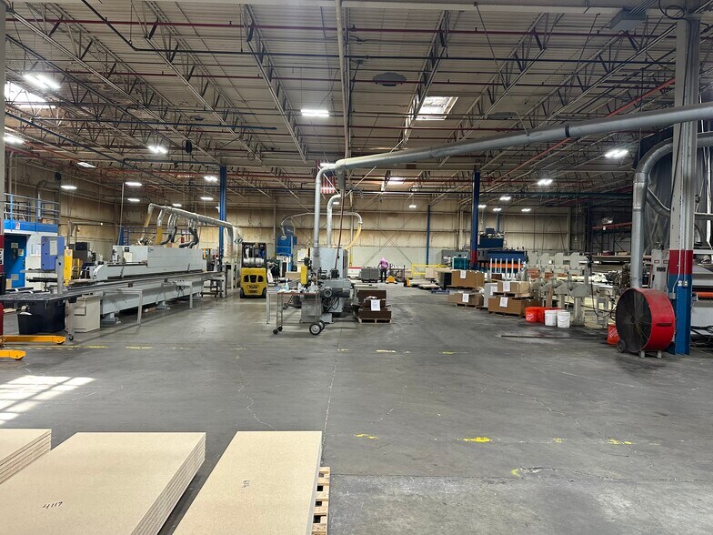 More Photos Of 3063 Breton Rd SE, Grand Rapids Warehouse For Sale