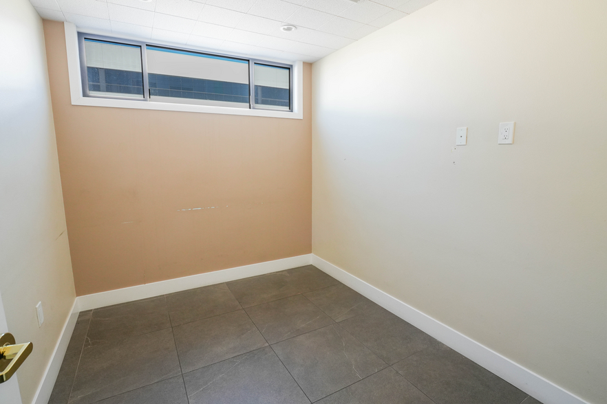 More Photos Of 3490 Linden Ave, Long Beach Medical For Sale