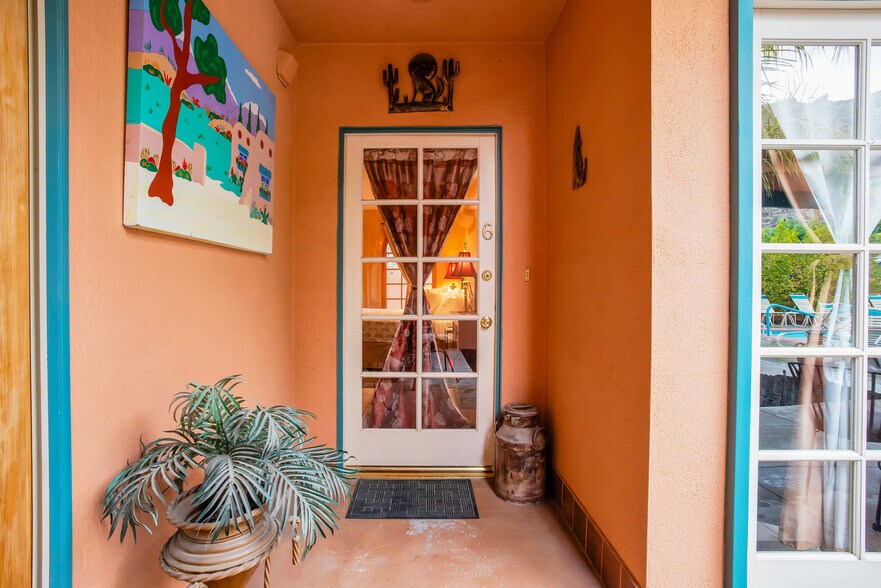 More Photos Of 234 S Patencio Rd, Palm Springs Hotel For Sale