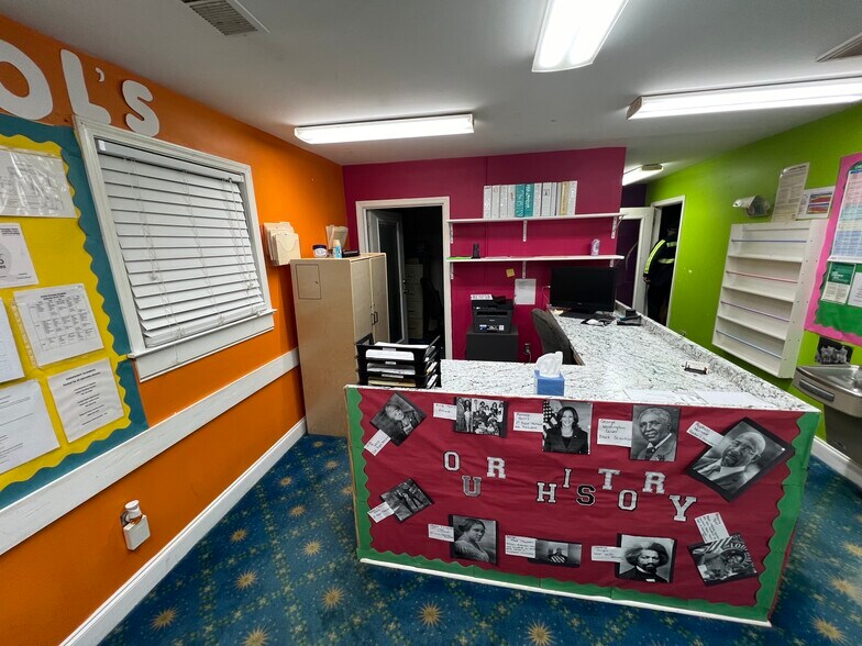 More Photos Of 3900 Bakers Ferry Rd SW, Atlanta Daycare Center For Sale