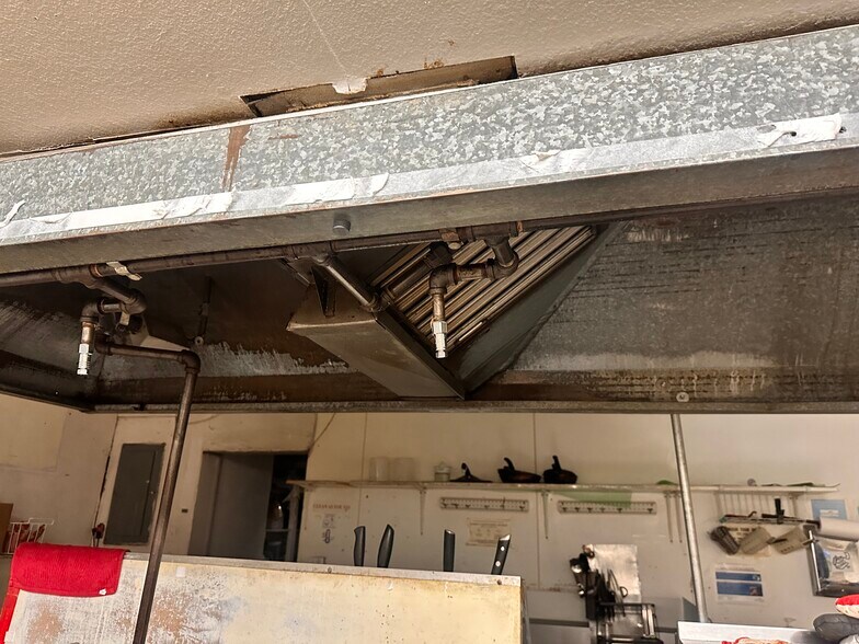 More Photos Of 1063 Hwy 95, Bullhead City Bar For Sale