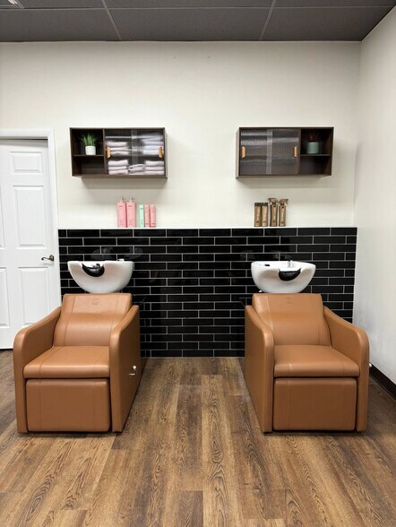 More Photos Of 21272 Great Mills Rd, Lexington Park Unknown For Lease