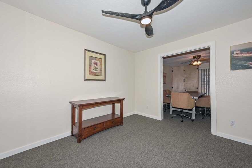 More Photos Of 11123-11127 W Nevada Ave, Youngtown Office For Sale