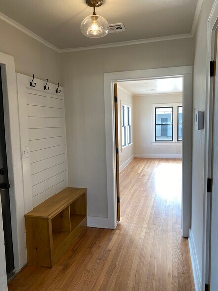 More Photos Of 608 E Eubanks St, Oklahoma City Office For Sale