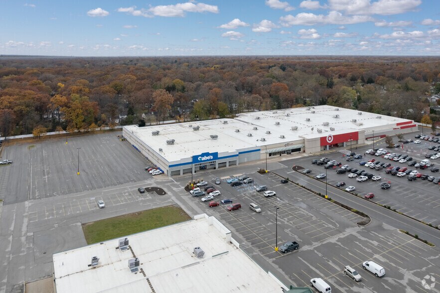 More Photos Of 5223 Monroe St, Toledo Unknown For Lease