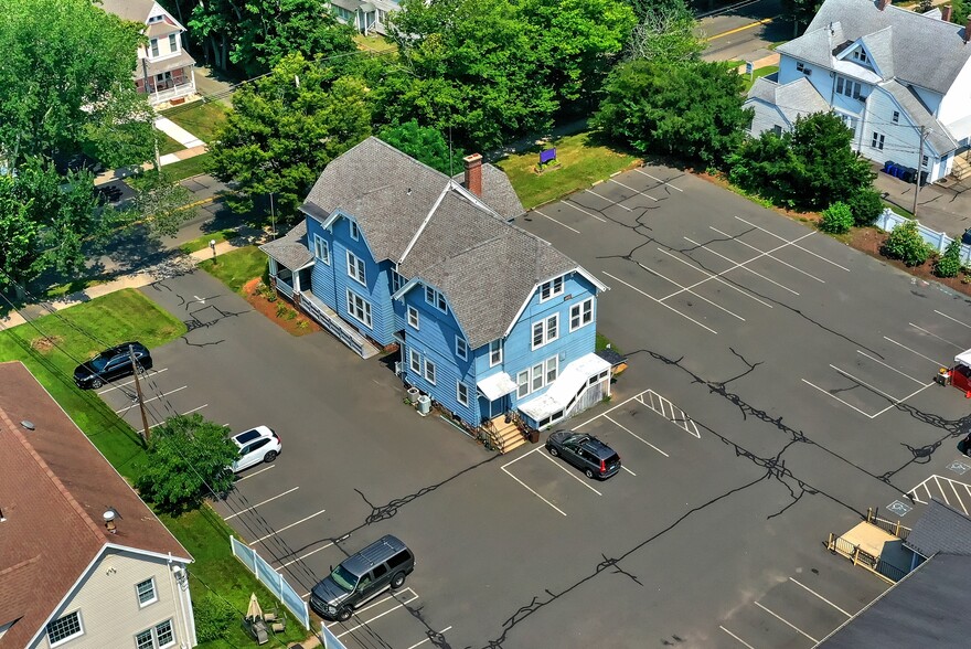 More Photos Of 144 S Main St, Wallingford Office For Sale