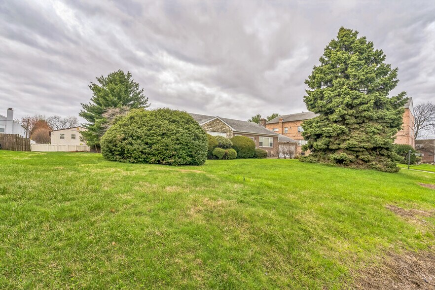 More Photos Of 1718 Rhawn St, Philadelphia Land For Sale