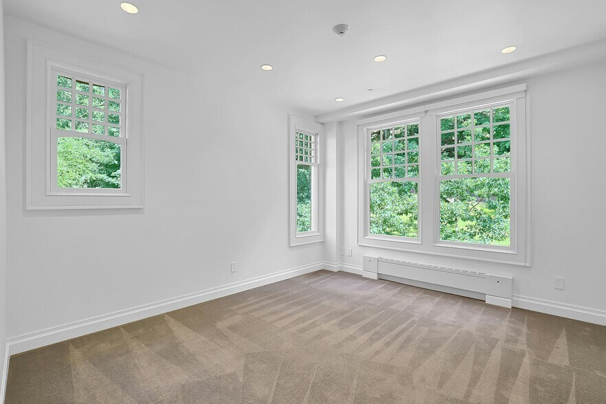 More Photos Of 20 Nazareth Way, Philipstown Specialty For Sale