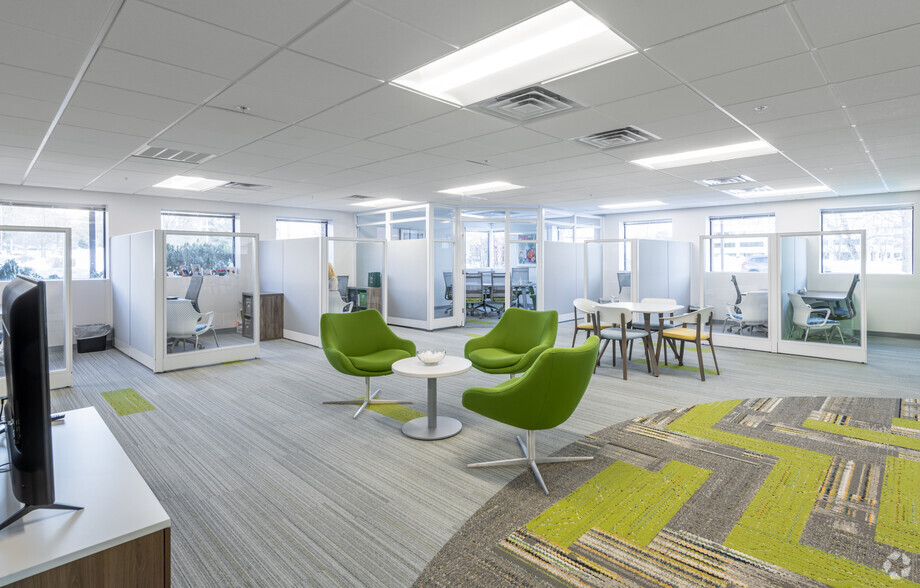 More Photos Of 410 Amherst St, Nashua Office For Lease