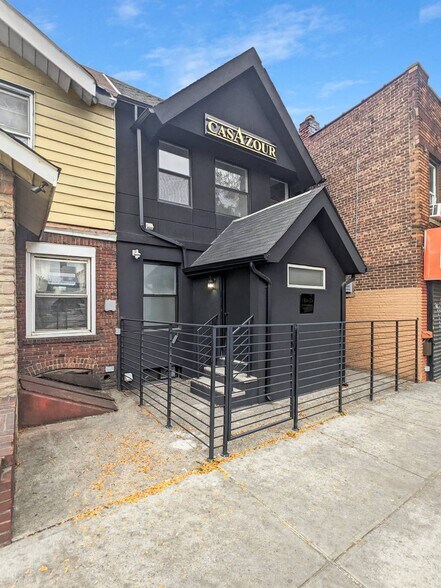 Primary Photo Of 18409 Jamaica Ave, Hollis Office For Lease