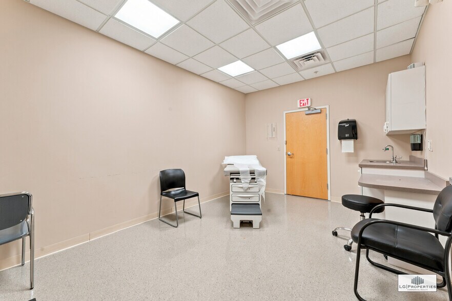 More Photos Of 475 Highway 70, Lakewood Medical For Lease