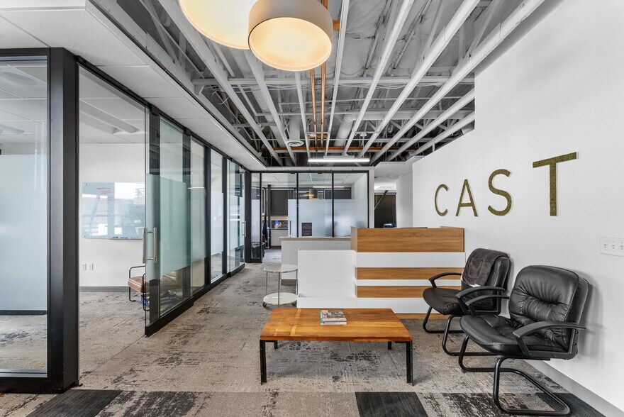 More Photos Of 5080 Shoreham Pl, San Diego Office For Sale