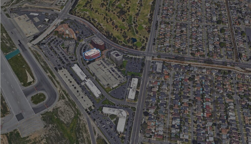 More Photos Of 4811 Airport Plaza Dr, Long Beach Office For Lease