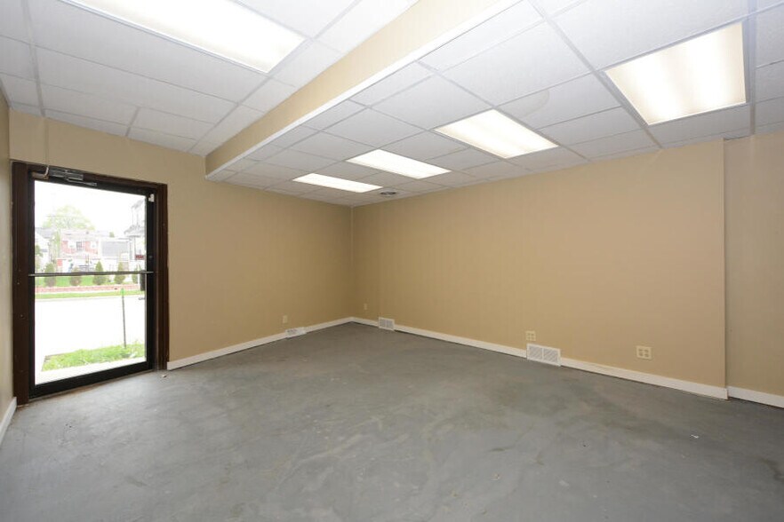More Photos Of 1112 S 60th St, Milwaukee Daycare Center For Sale