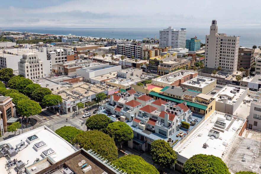 More Photos Of 331 Santa Monica Blvd, Santa Monica Apartments For Lease