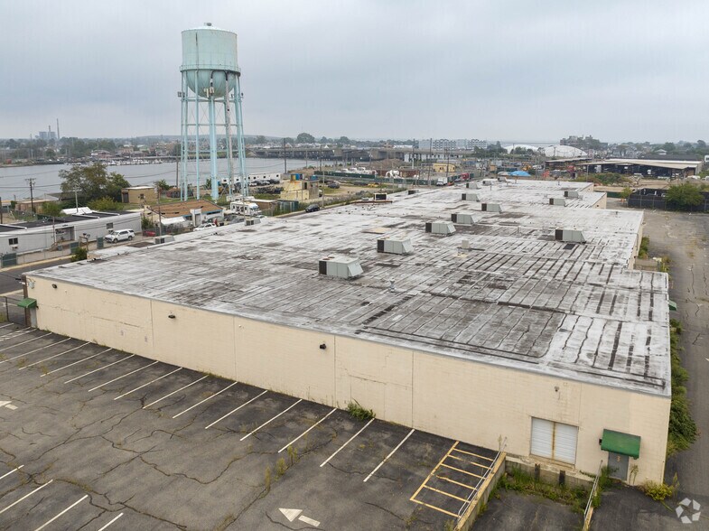 More Photos Of 750 Park Pl, Long Beach Manufacturing For Lease