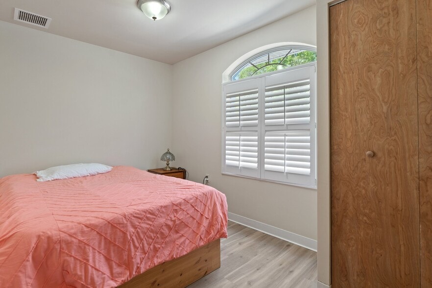 More Photos Of 311 NE 4th Ave, Crystal River Healthcare For Lease