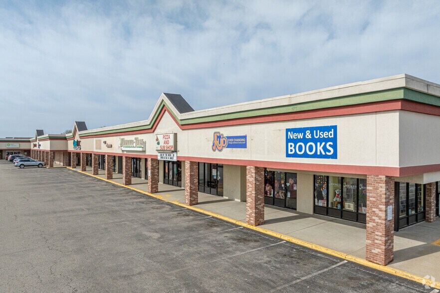 More Photos Of 1001-1115 S Beacon Blvd, Grand Haven Unknown For Lease