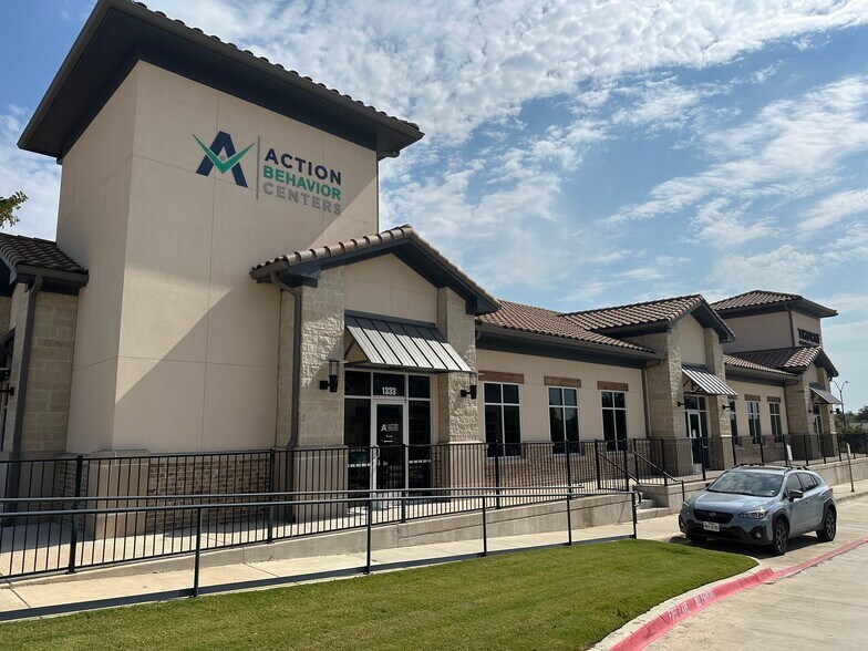 Primary Photo Of 4541 Heritage Trace Pky, Fort Worth Office For Sale