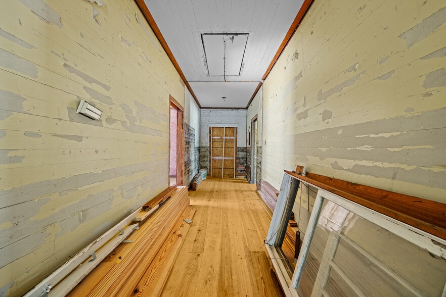 More Photos Of 438 Kessler Loop, Guyton Hospitality For Sale