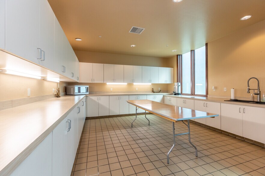 More Photos Of 11200 N Eastern Ave, Oklahoma City Lodge Meeting Hall For Sale