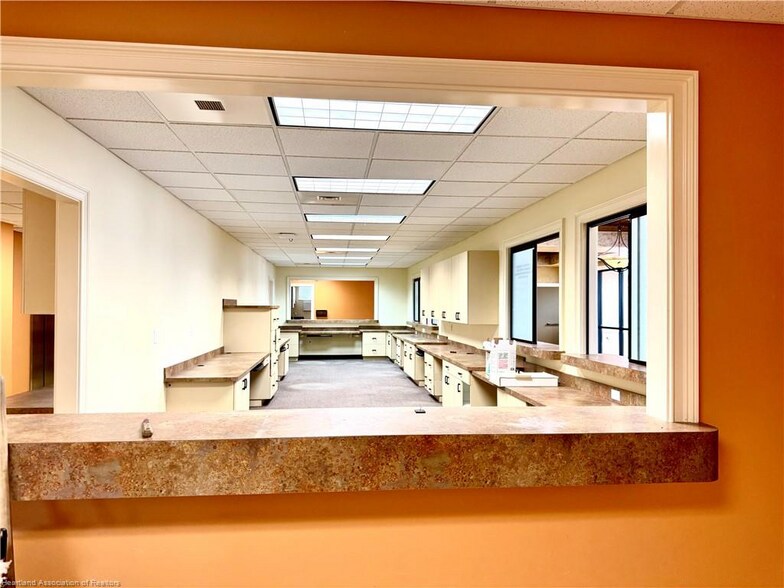 More Photos Of 2237 US Highway 27 S, Sebring Office For Sale