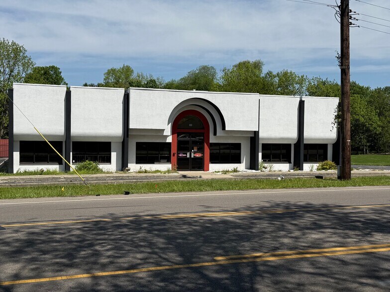 Primary Photo Of 30 Kinsey Rd, Xenia Light Distribution For Sale