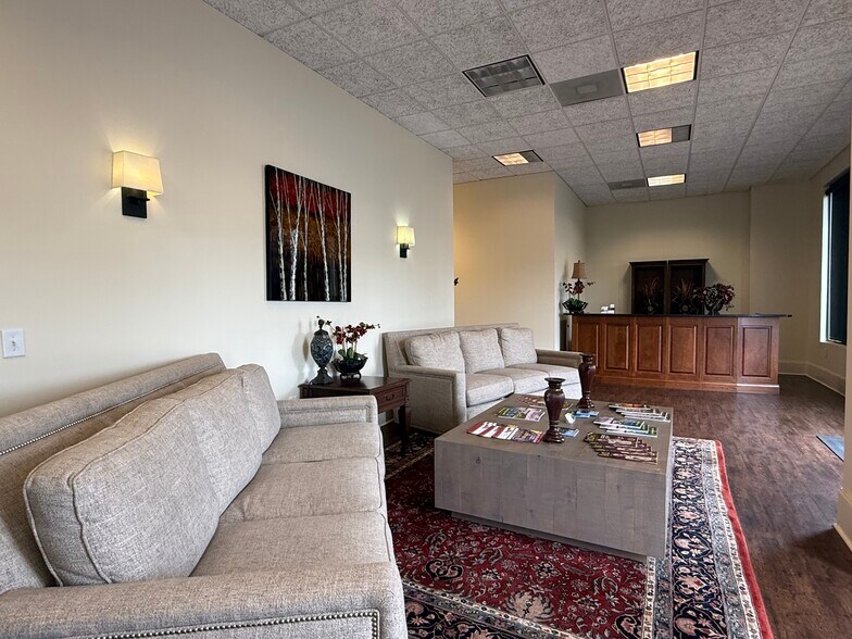 More Photos Of 1101 Greensboro Rd, Eatonton Coworking Space