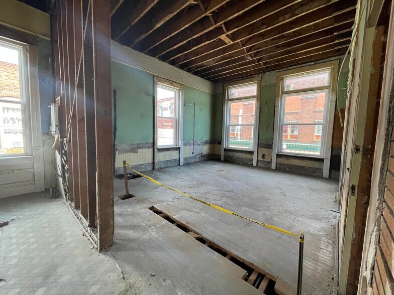 More Photos Of 99-101 Fraley st, Kane Flex For Sale