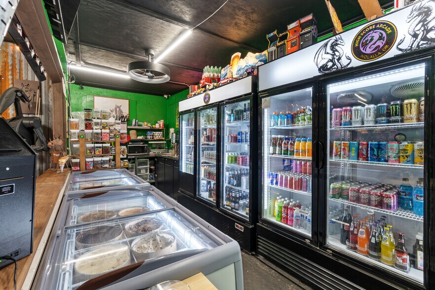 More Photos Of 208 N Molalla Ave, Molalla General Retail For Sale