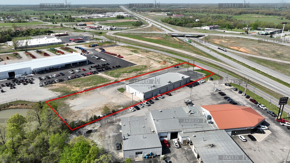 More Photos Of 2410 Evergreen Pky, Lebanon Freestanding For Lease