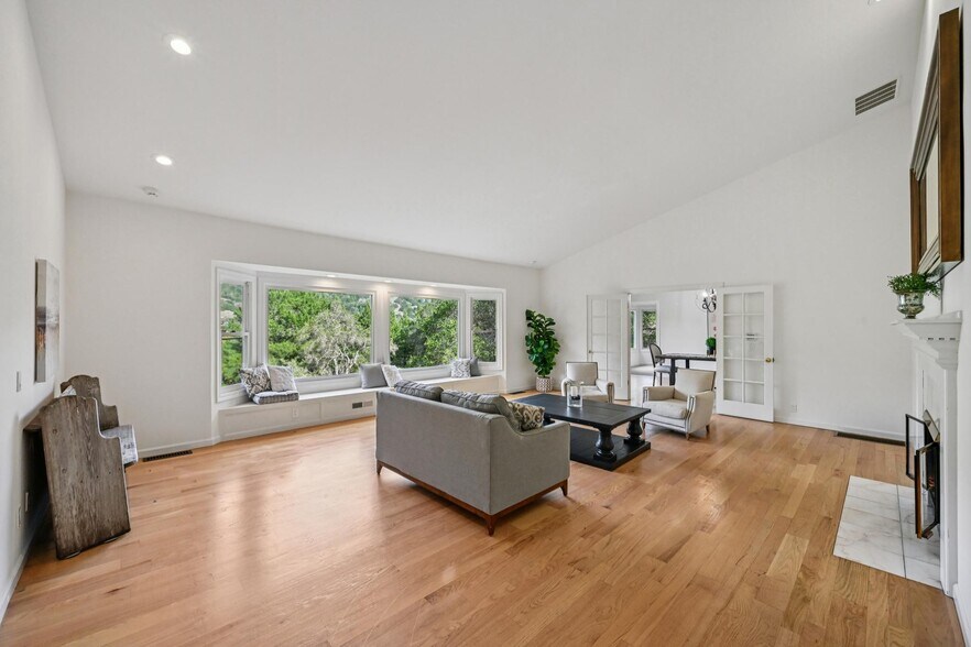 More Photos Of 1605 Lucas Valley Rd, San Rafael Healthcare For Sale