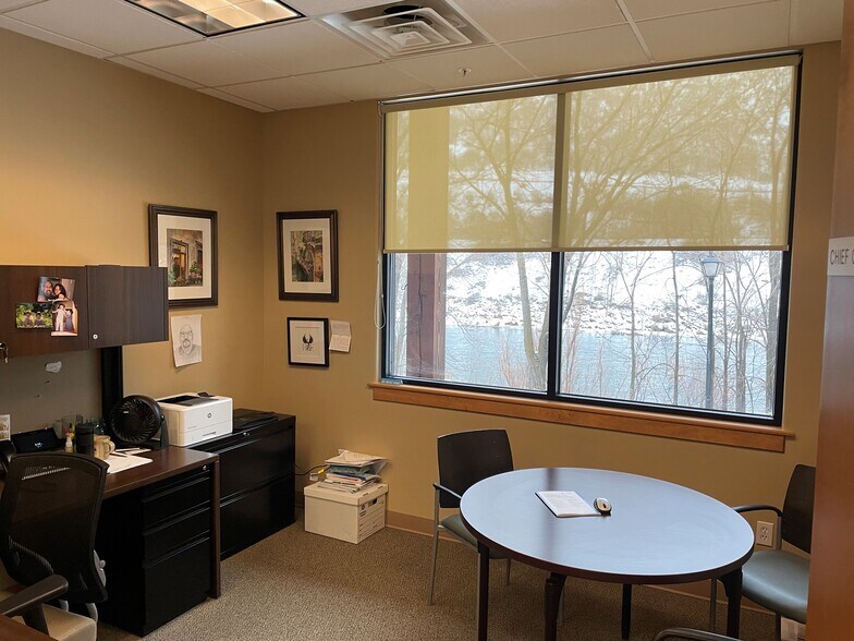 More Photos Of 2700 Gilstrap Ct, Glenwood Springs Office For Lease