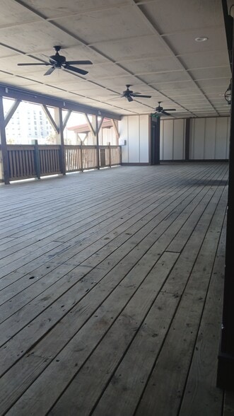 More Photos Of 219 Myrtle Ave, Carolina Beach Restaurant For Lease