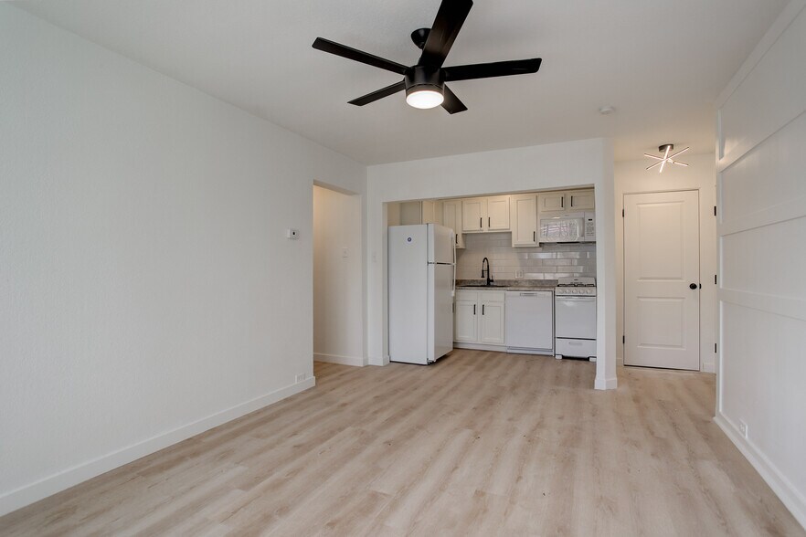 More Photos Of 1515 Clermont St, Denver Apartments For Sale