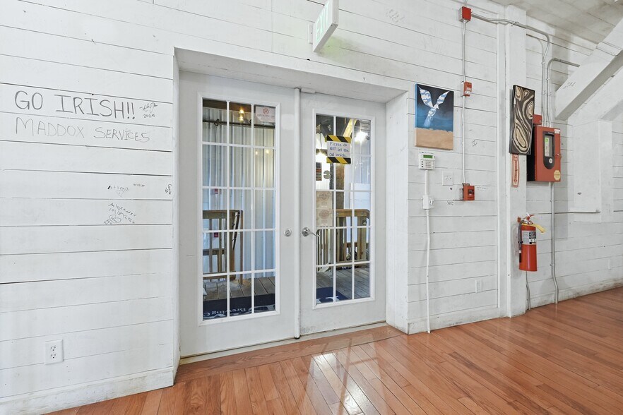 More Photos Of 100 S Old State Road 15, Leesburg Restaurant For Sale
