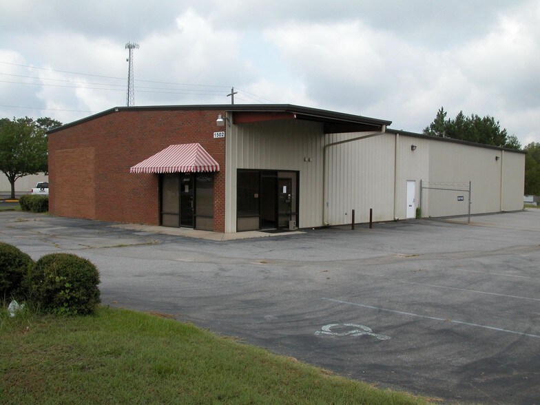 More Photos Of 1502 US Highway 19 S, Leesburg Freestanding For Sale