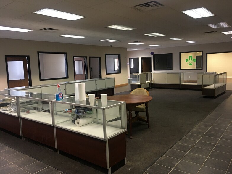 More Photos Of Thetford Dispensary, Cultivation, Processing, Clio Distribution For Sale