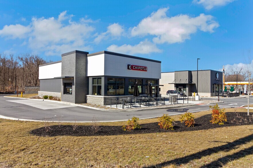 More Photos Of 106 Northside Dr, Bennington Restaurant For Sale